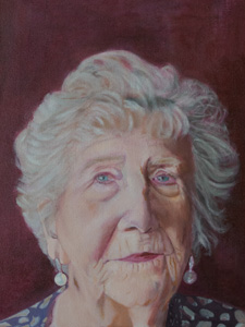 Betty with her pearl earrings